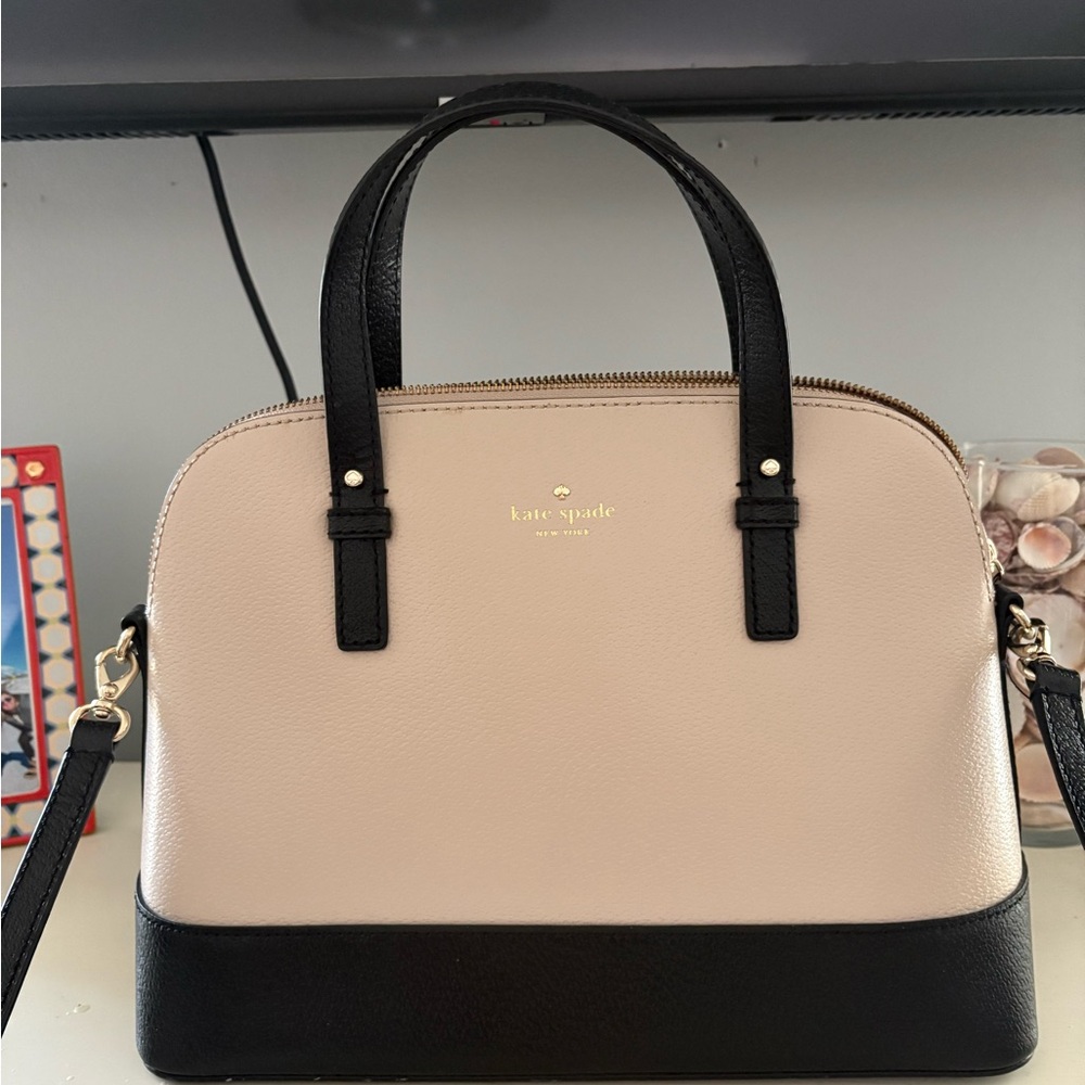 Kate Spade Black and Cream Purse
